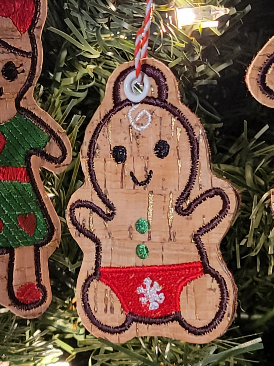 GINGERBREAD BABY BOY ORNAMENT DIGITAL MACHINE EMBROIDERY DESIGN