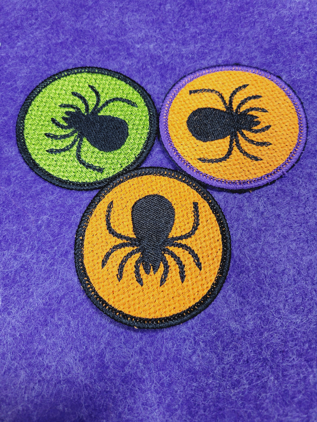 SCAREY SPIDER PATCH DIGITAL MACHINE EMBROIDERY DESIGN 4X4 FRIENDLY